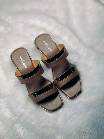 B-6039 Women’s Stylish Flat Sandals – Comfortable Slip-On Cross Strap Flats for Casual, Office & Outdoor Wear